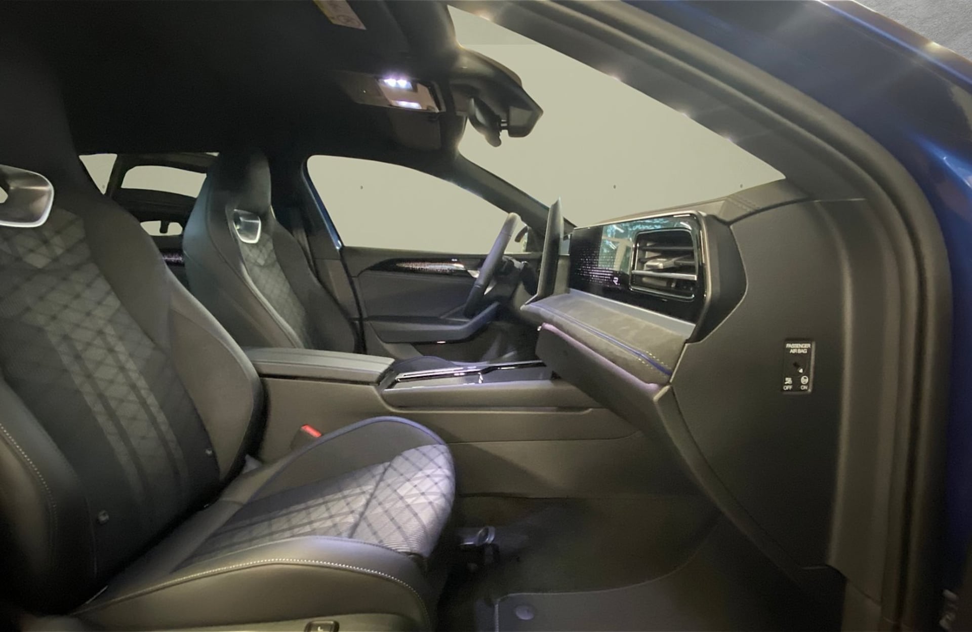 Volkswagen Passat R-Line