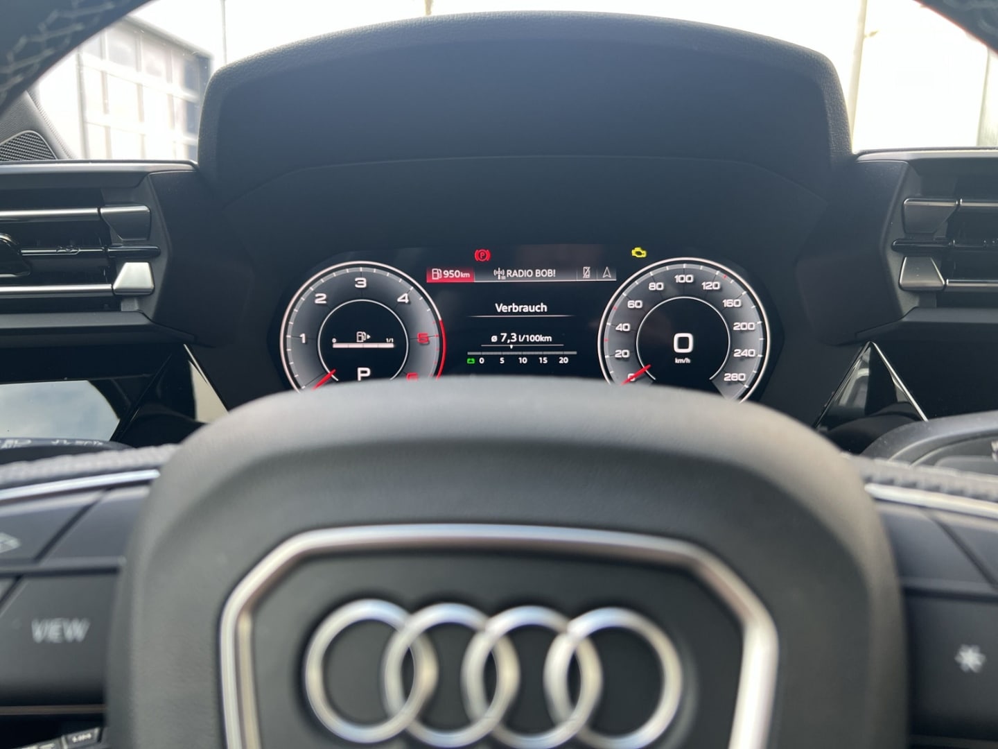 Bild über Audi A3 allstreet 35 TDI S tronic - für weitere Informationen kontaktieren Sie den Audi Partner