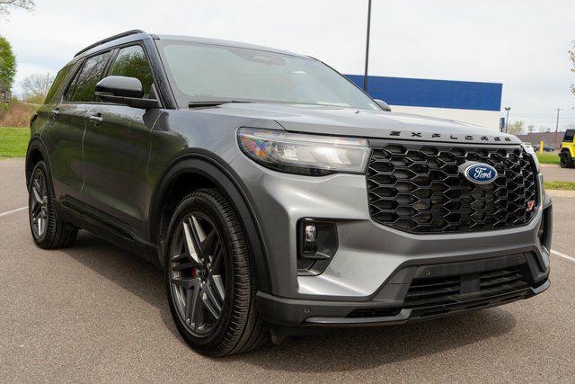2025 Ford Explorer