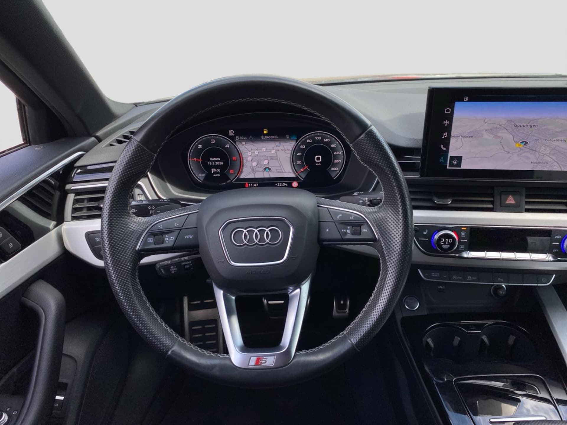Audi A4 Avant S line