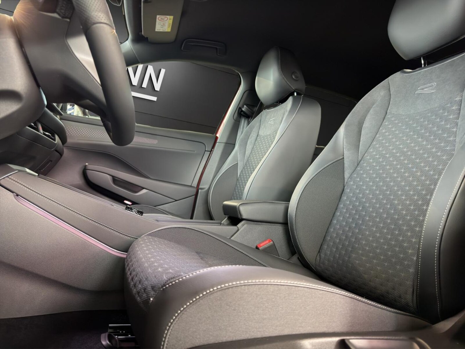 Volkswagen T-Roc – Bild 8
