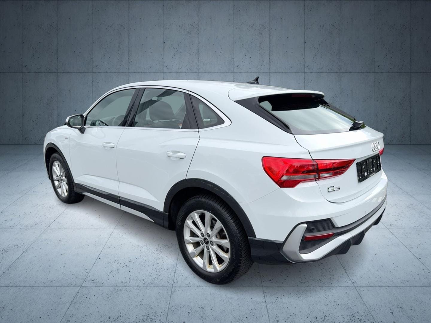 Bild über Audi Q3 Sportback TFSI quattro 140 kW S tronic - für weitere Informationen kontaktieren Sie den Audi Partner