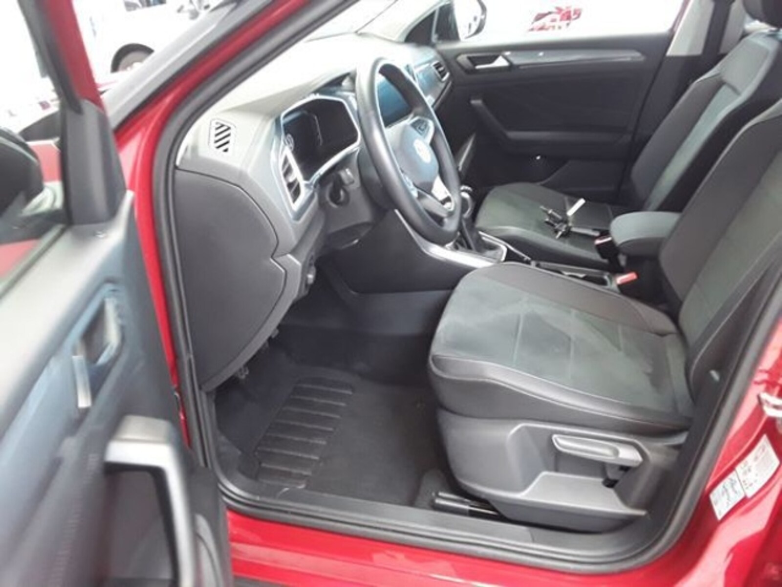 Volkswagen T-Roc – Bild 4
