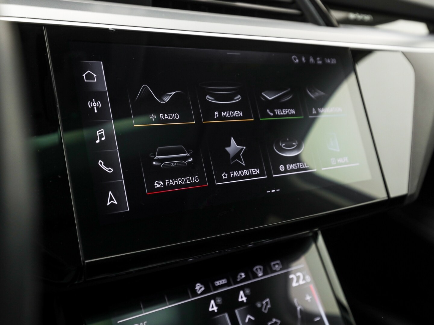 Image about Audi e-tron advanced 55 quattro 300 kW