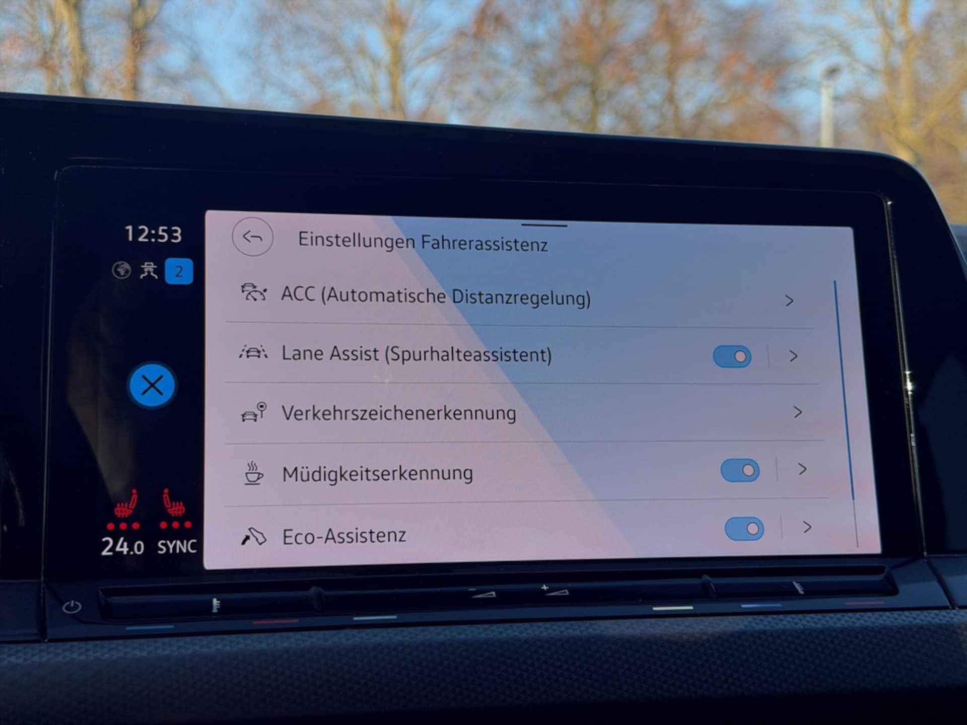 Volkswagen Golf Active