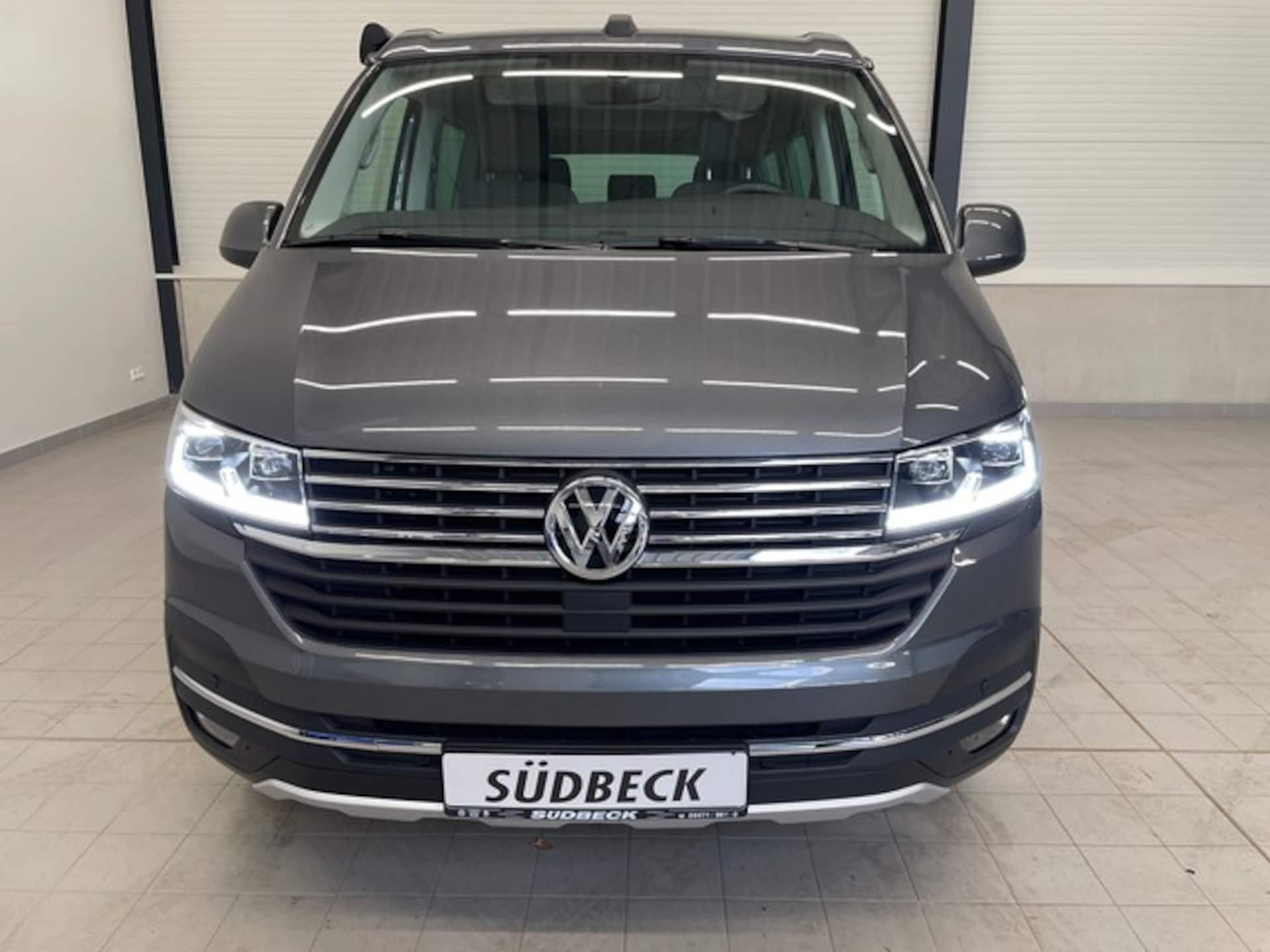 Volkswagen T6.1 California Beach