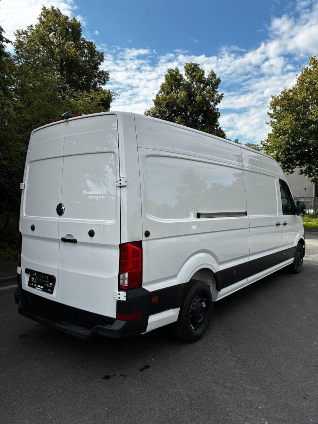 Volkswagen Crafter Kasten langer Radstand