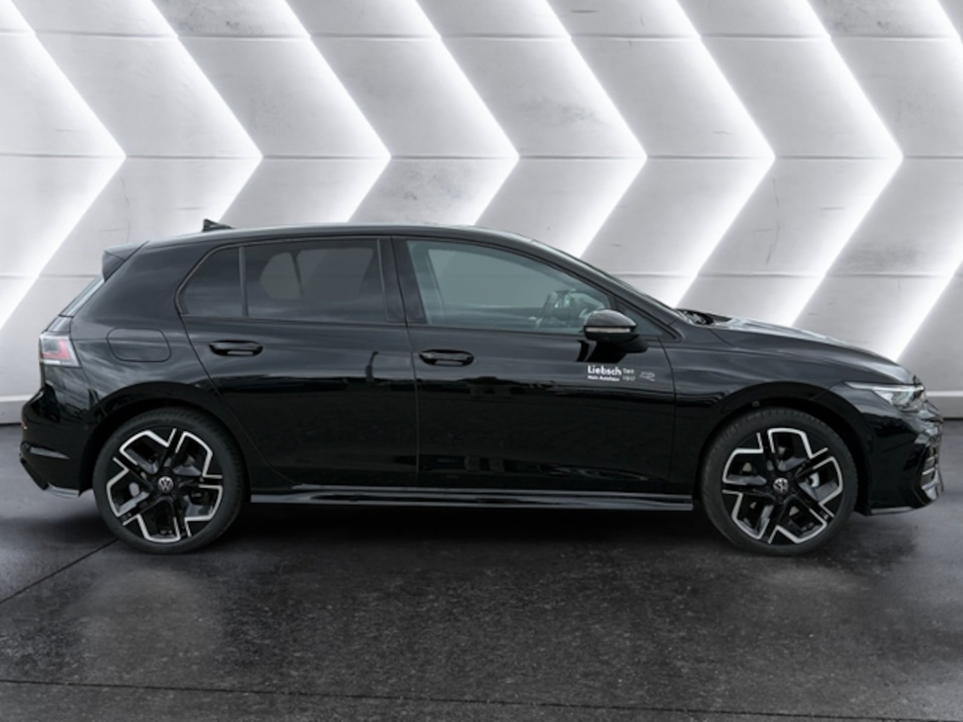 Volkswagen Golf R-Line