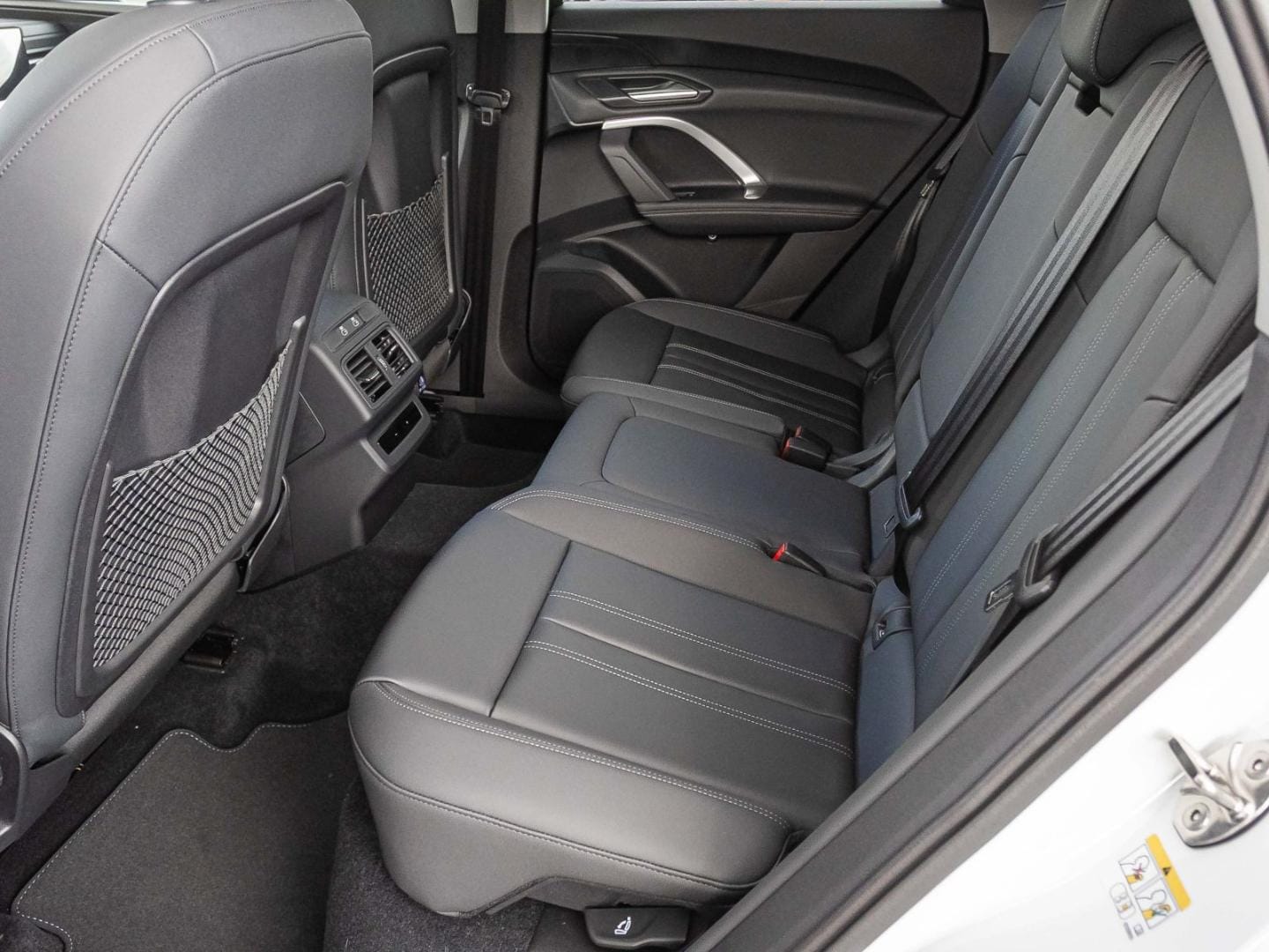 Bild über Audi Q5 SUV TFSI 150 kW S tronic - für weitere Informationen kontaktieren Sie den Audi Partner