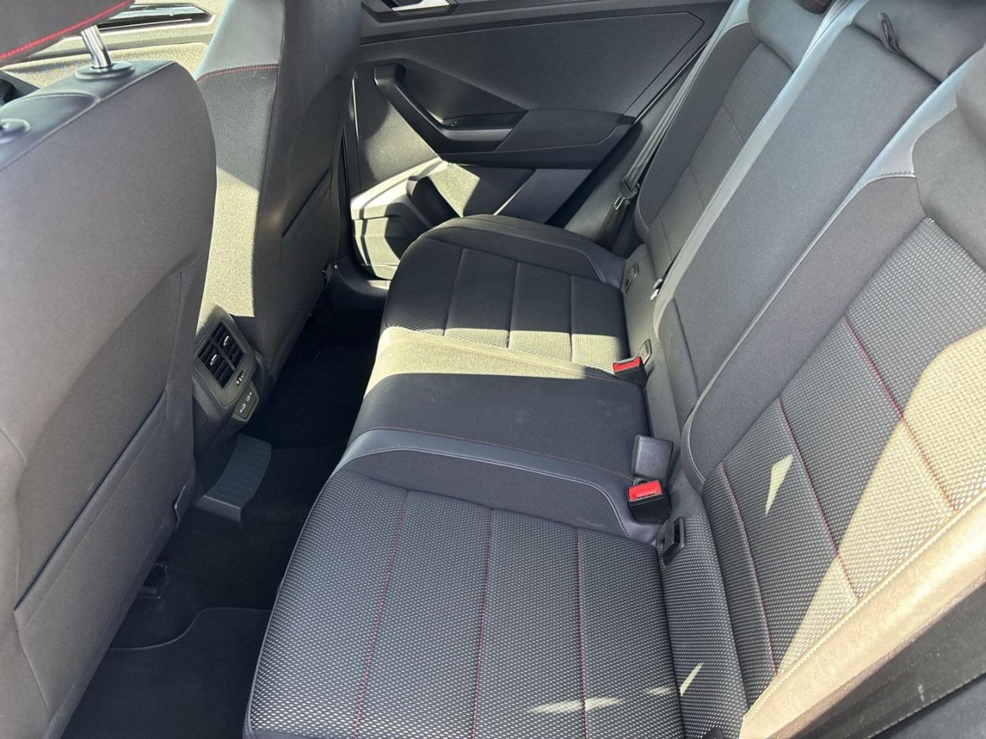 Volkswagen T-Roc Sport