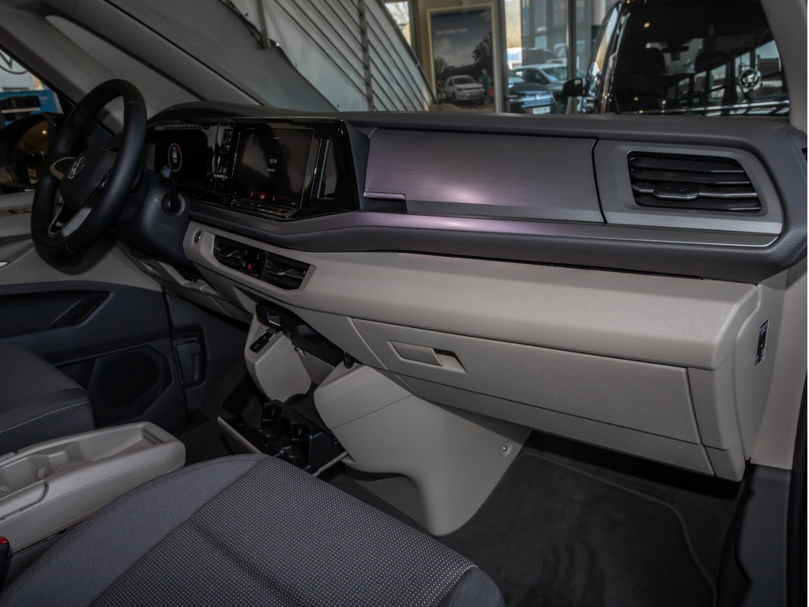 Volkswagen Multivan Langversion – Bild 10