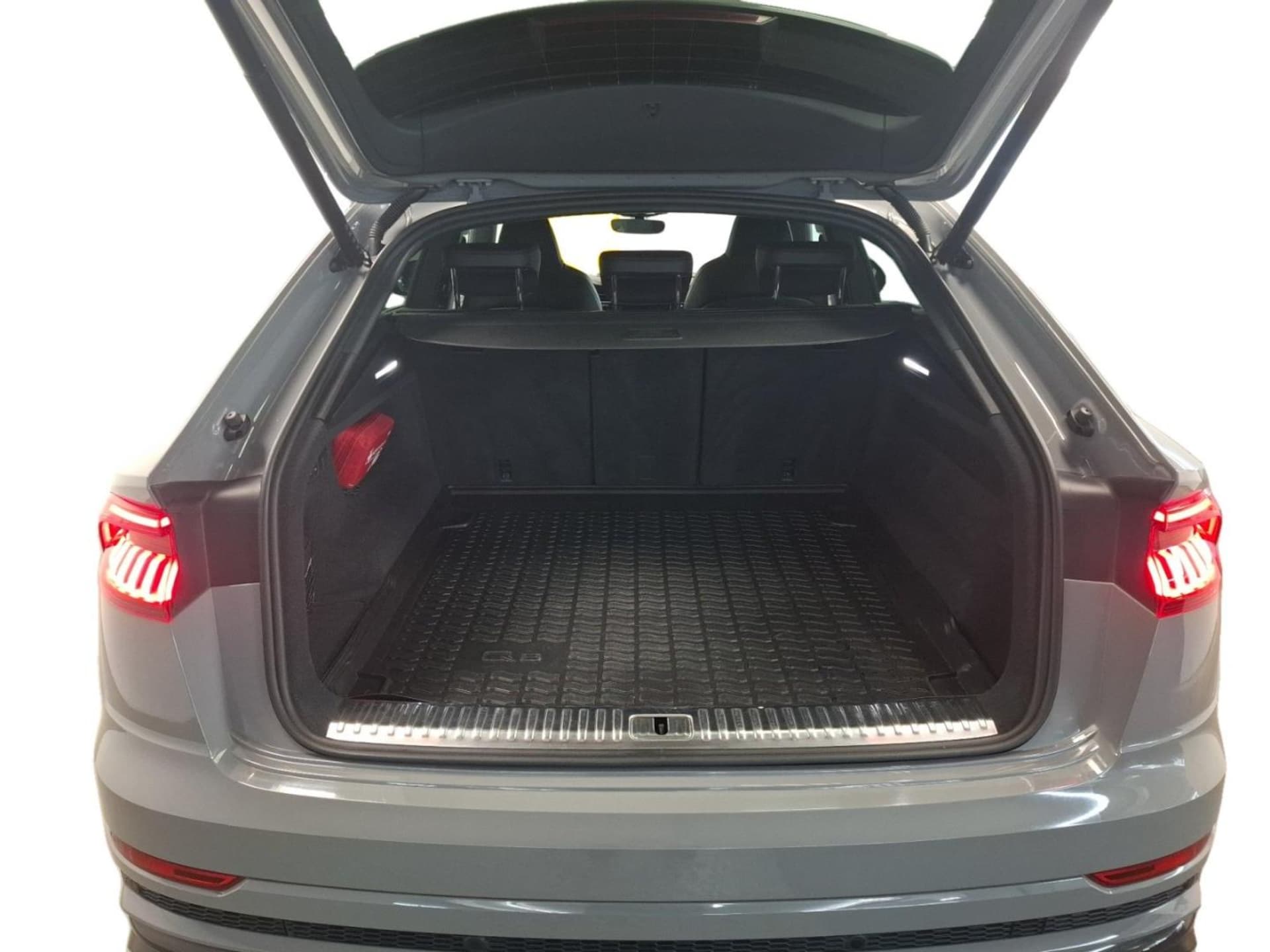 Audi SQ8 SUV