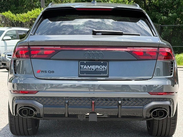 2026 Audi RS Q8 SUV performance