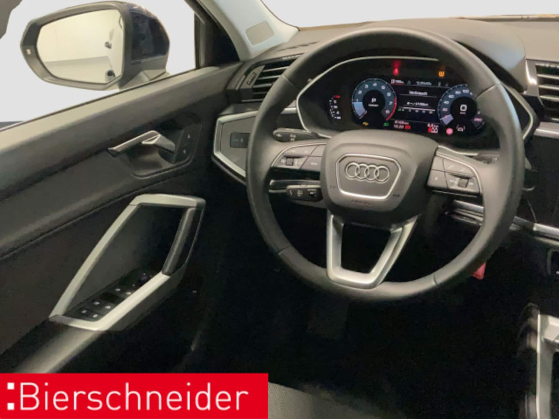 Audi Q3 Sportback S line