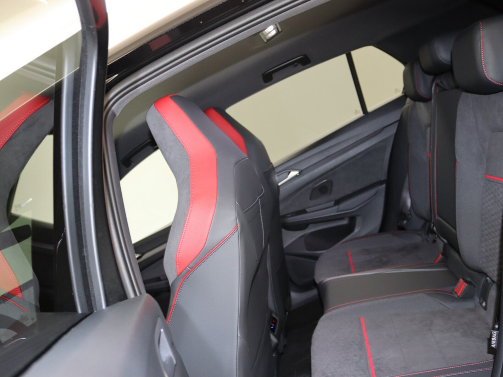 Volkswagen Golf – Bild 13
