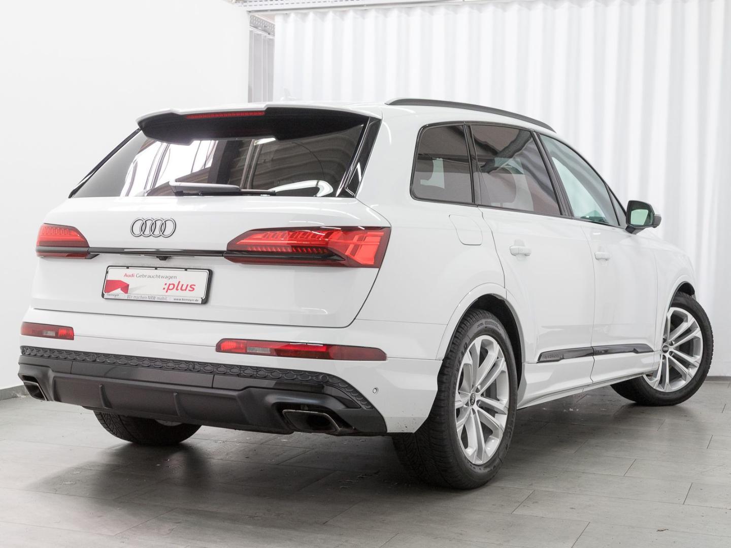 Image about Audi Q7 SUV S line 45 TDI quattro tiptronic