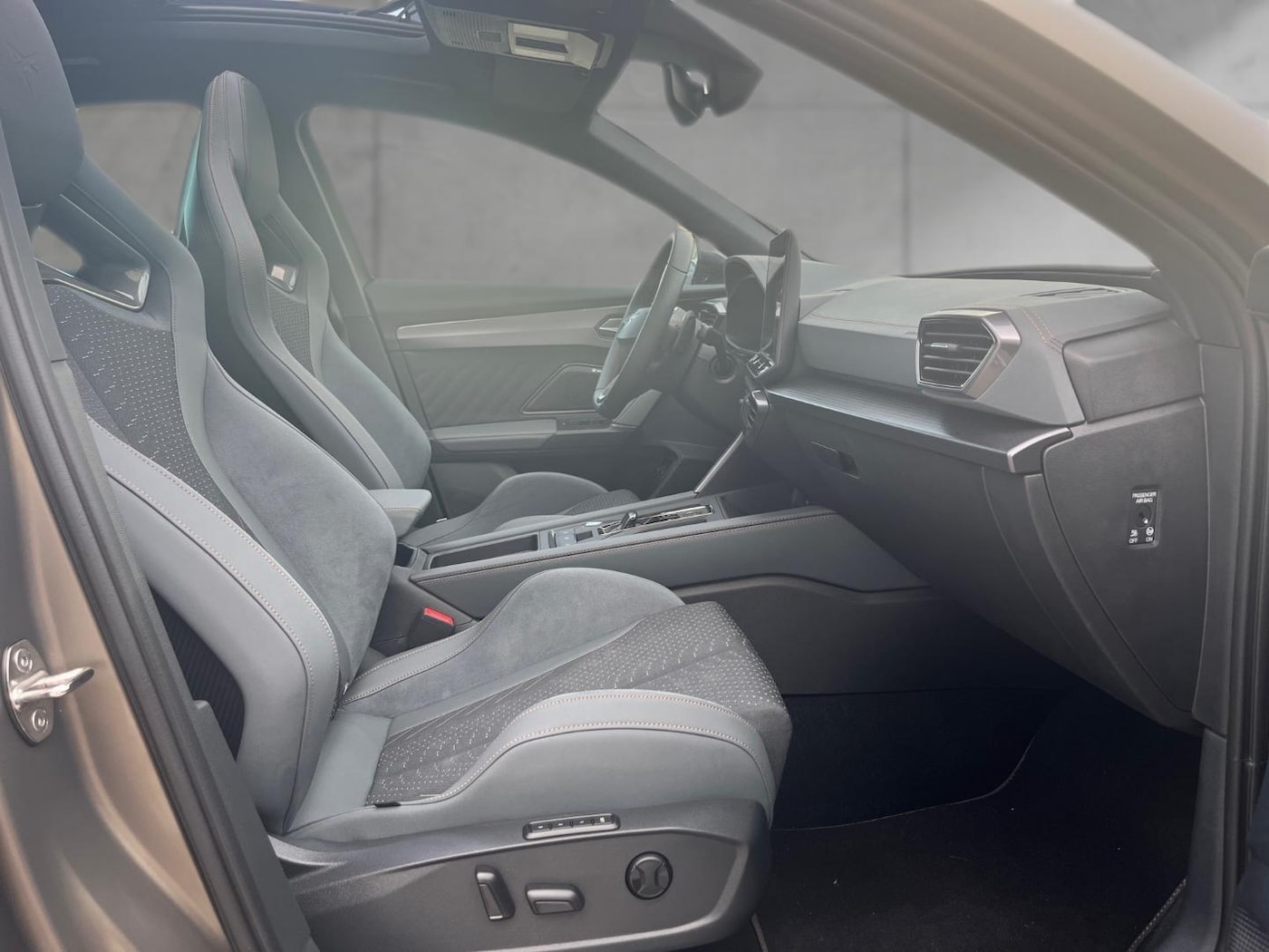 CUPRA Formentor 1.5 TSI e-Hybrid VZ DSG 200 kW (272 CV) — photo 5
