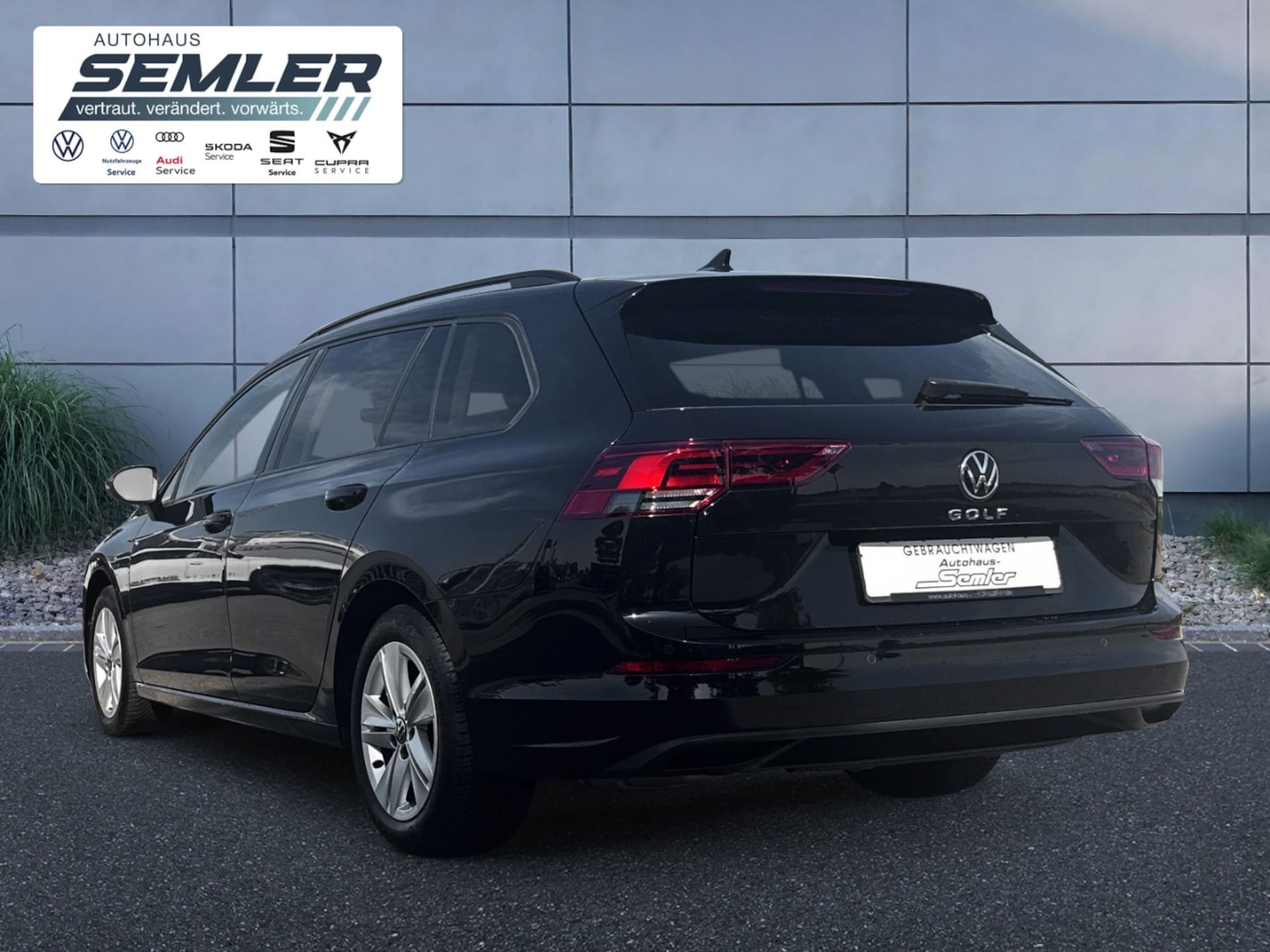 Volkswagen Golf Variant Life
