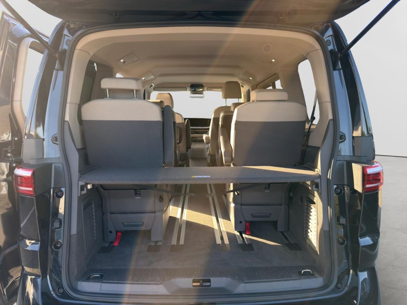 Volkswagen Multivan – Bild 16