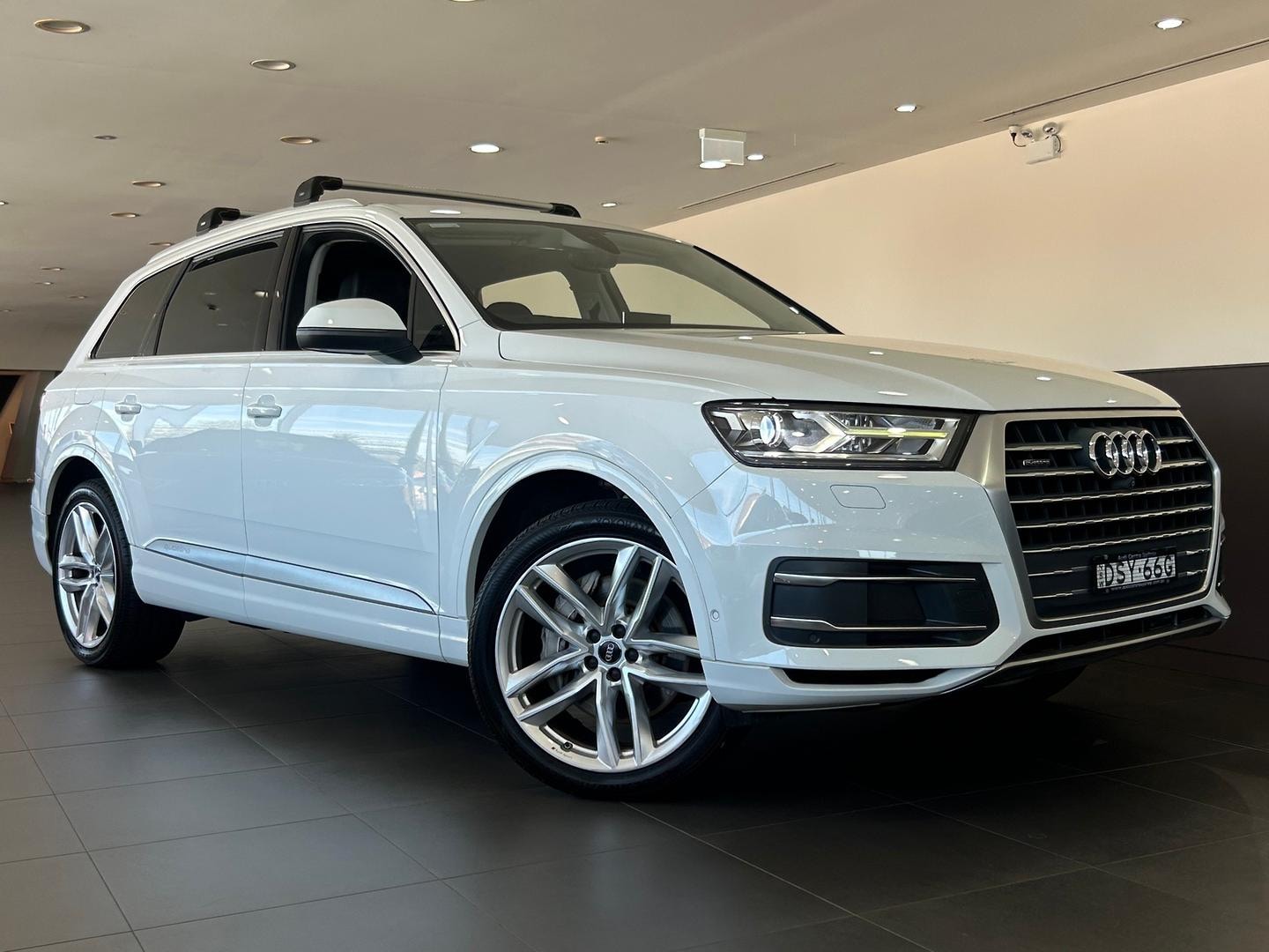 Image about Audi Q7 3.0 TDI