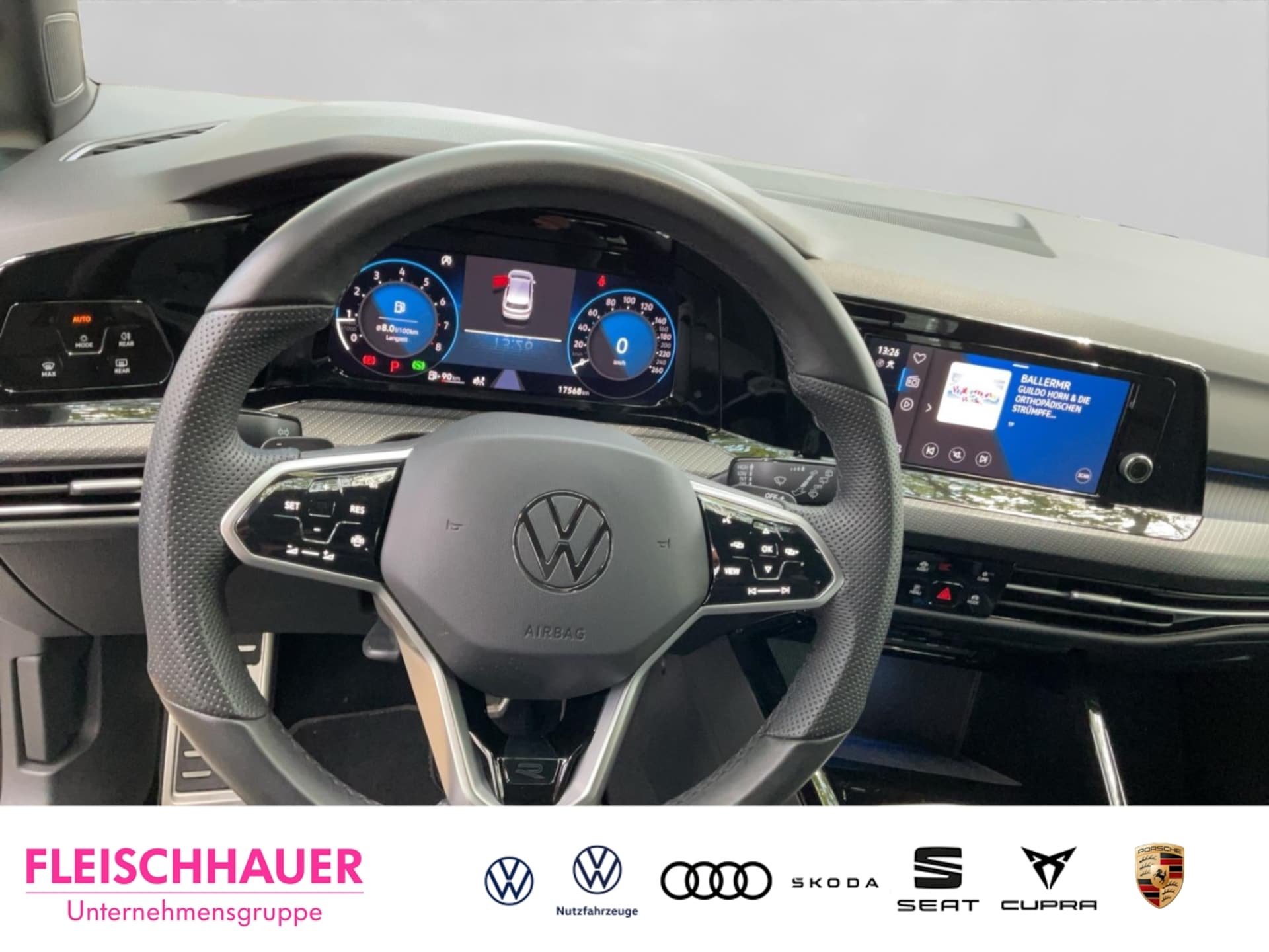 Volkswagen Golf R-Line