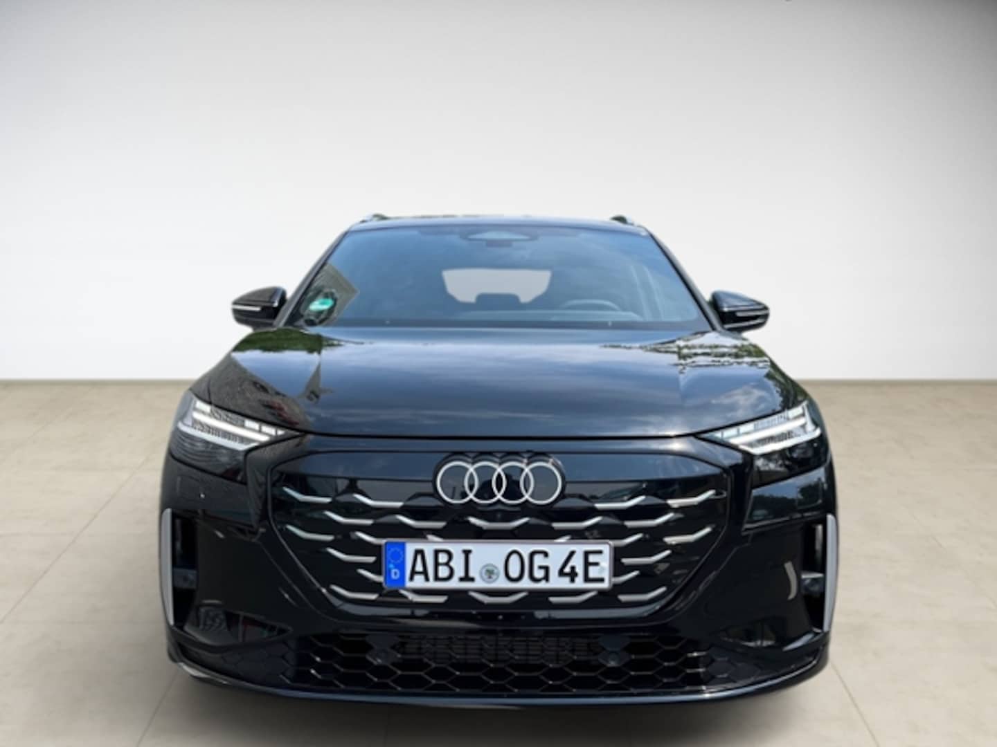 Bild über Audi Q4 SUV e-tron e-tron performance 210 kW - für weitere Informationen kontaktieren Sie den Audi Partner