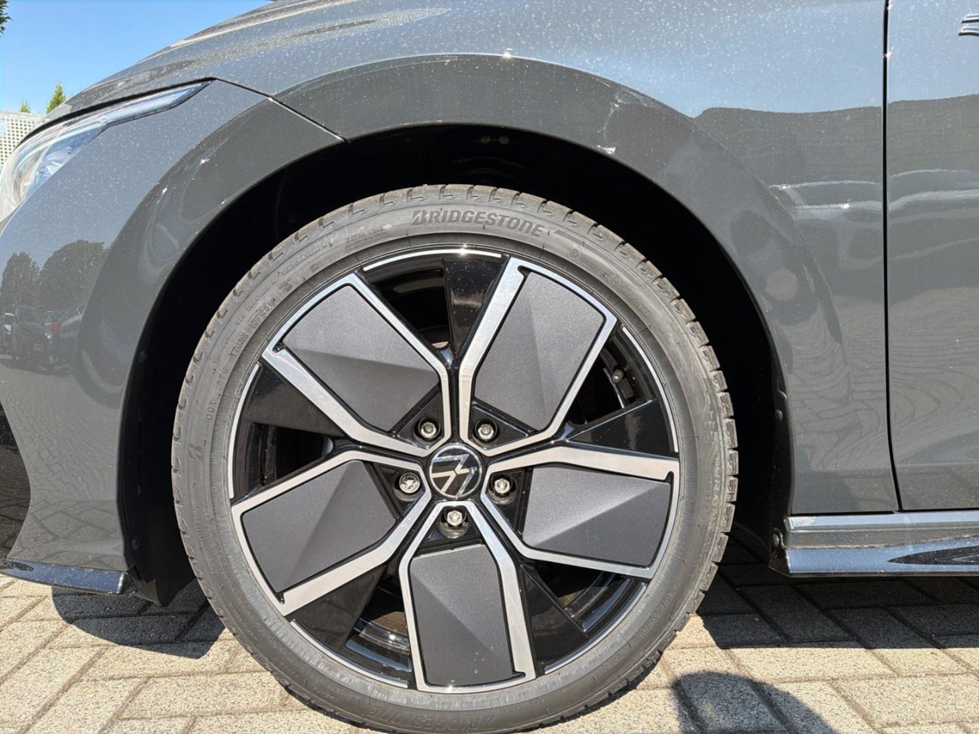 Volkswagen Golf Variant R-Line