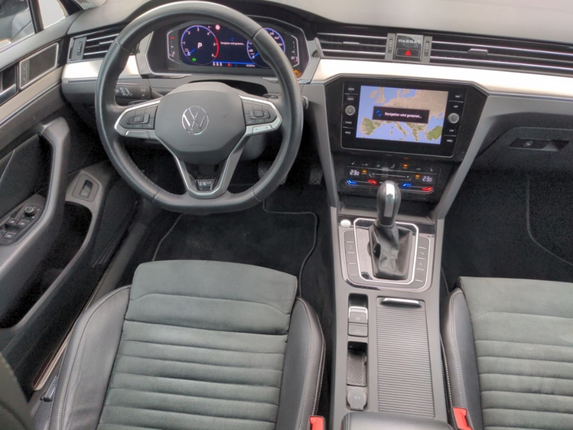 Volkswagen Passat Variant Elegance