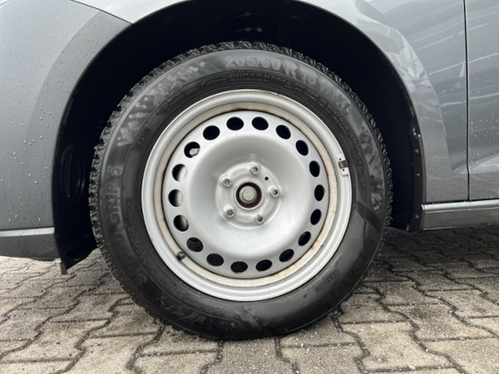 Volkswagen Caddy – Bild 8
