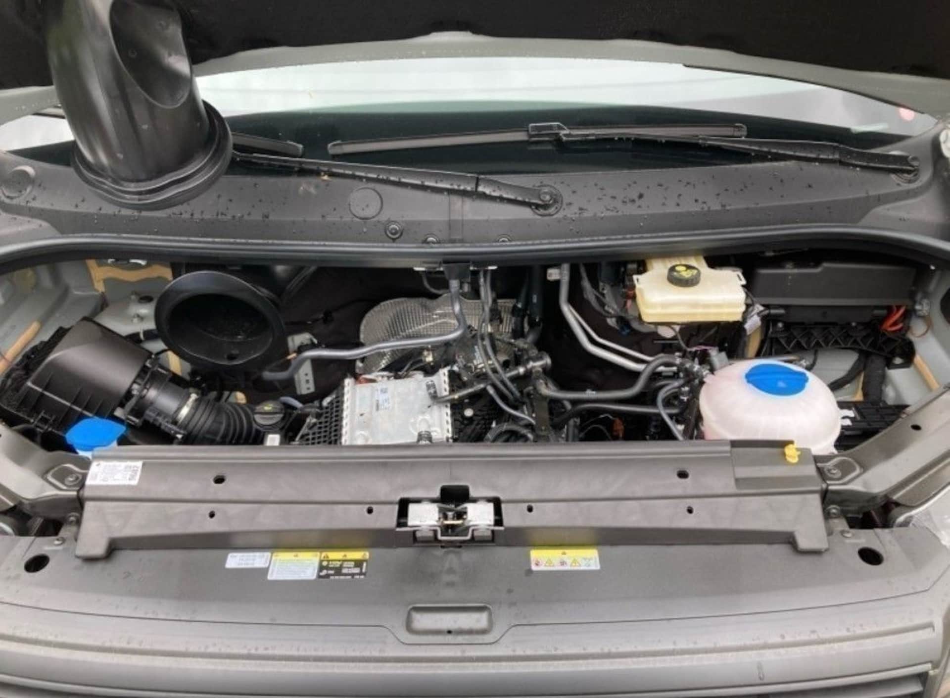 Volkswagen Crafter Kasten langer Radstand