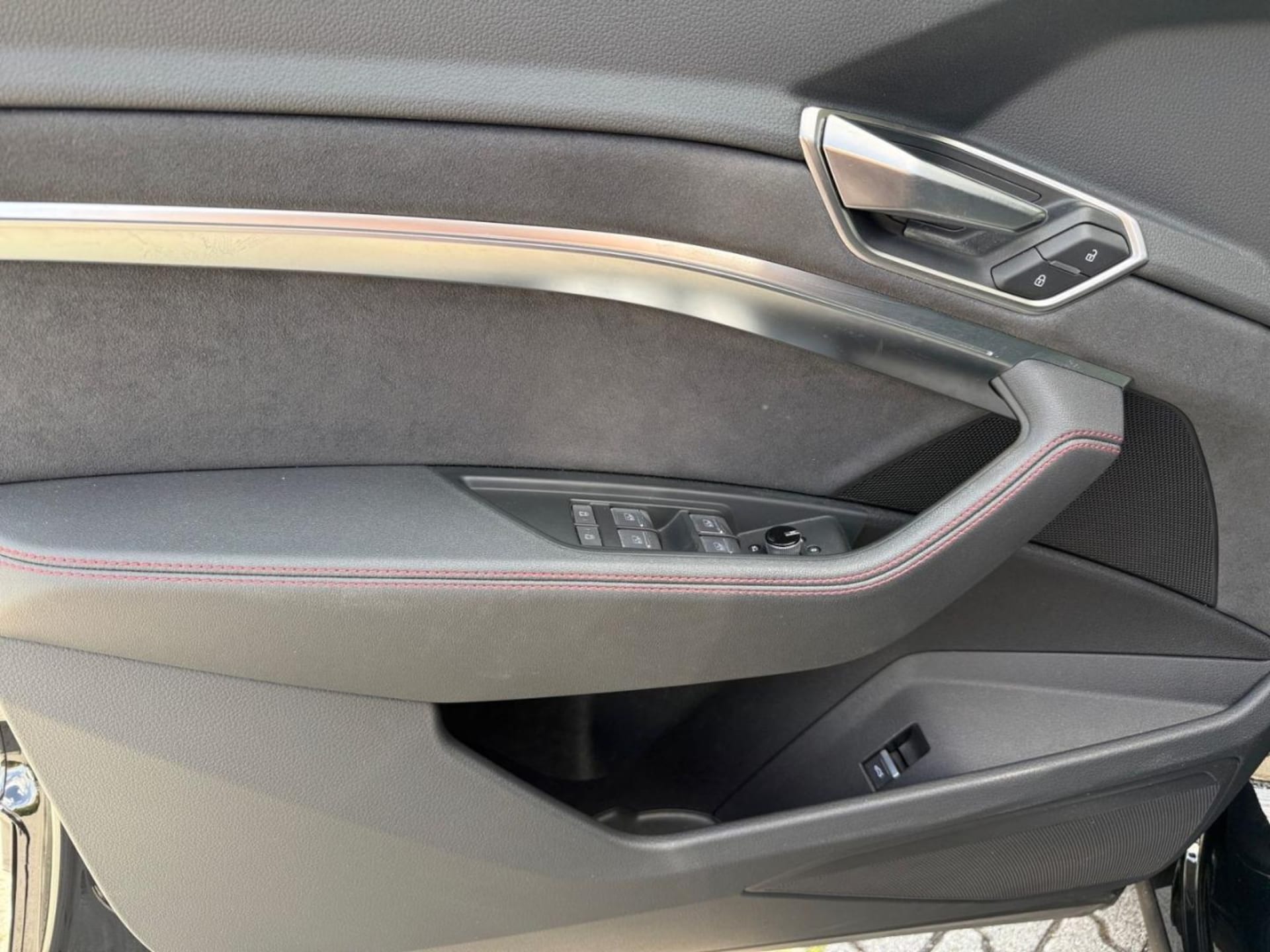 Audi Q8 e-tron S line