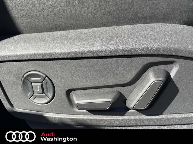 2026 Audi SQ5 Sportback Premium Plus - Photo 17