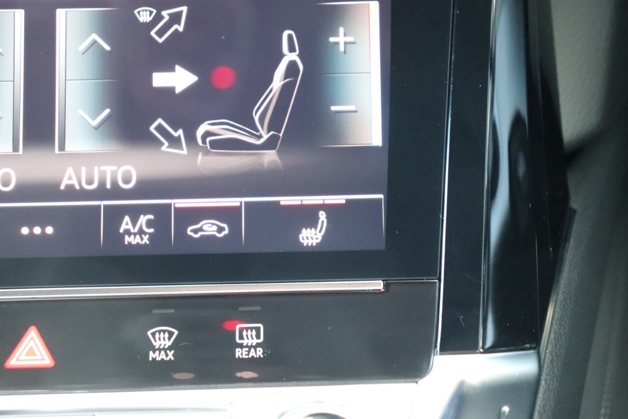 Image about Audi Q8 e-tron 55 e-tron S line