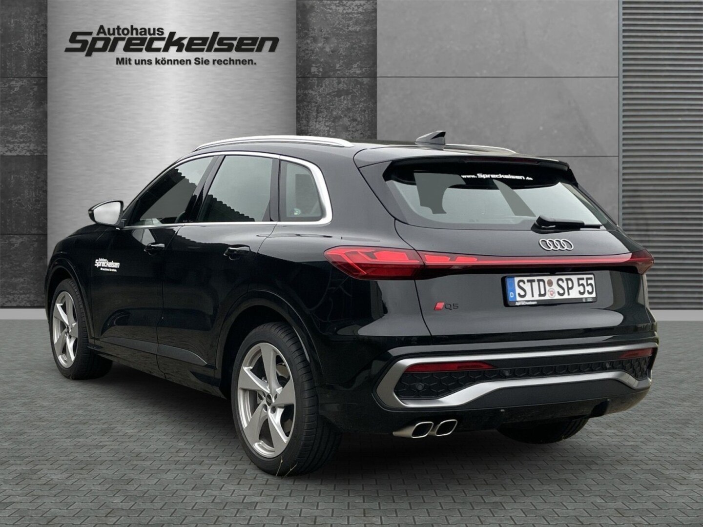 Bild über Audi Q5 SUV TDI quattro 150 kW S tronic - für weitere Informationen kontaktieren Sie den Audi Partner