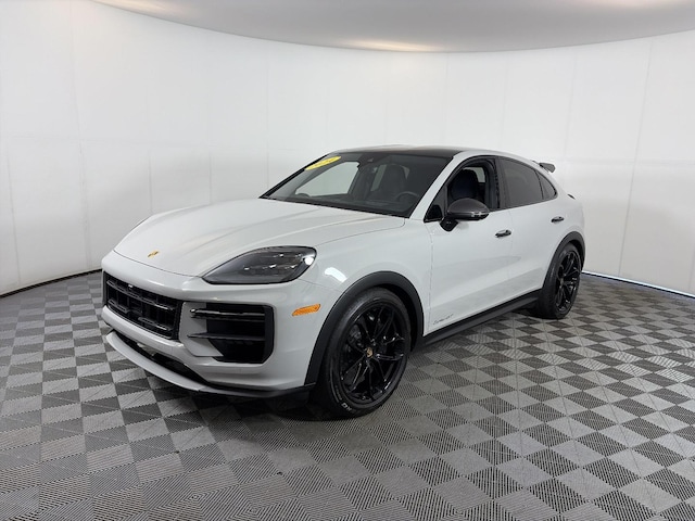 2024 Porsche Cayenne Hybrid