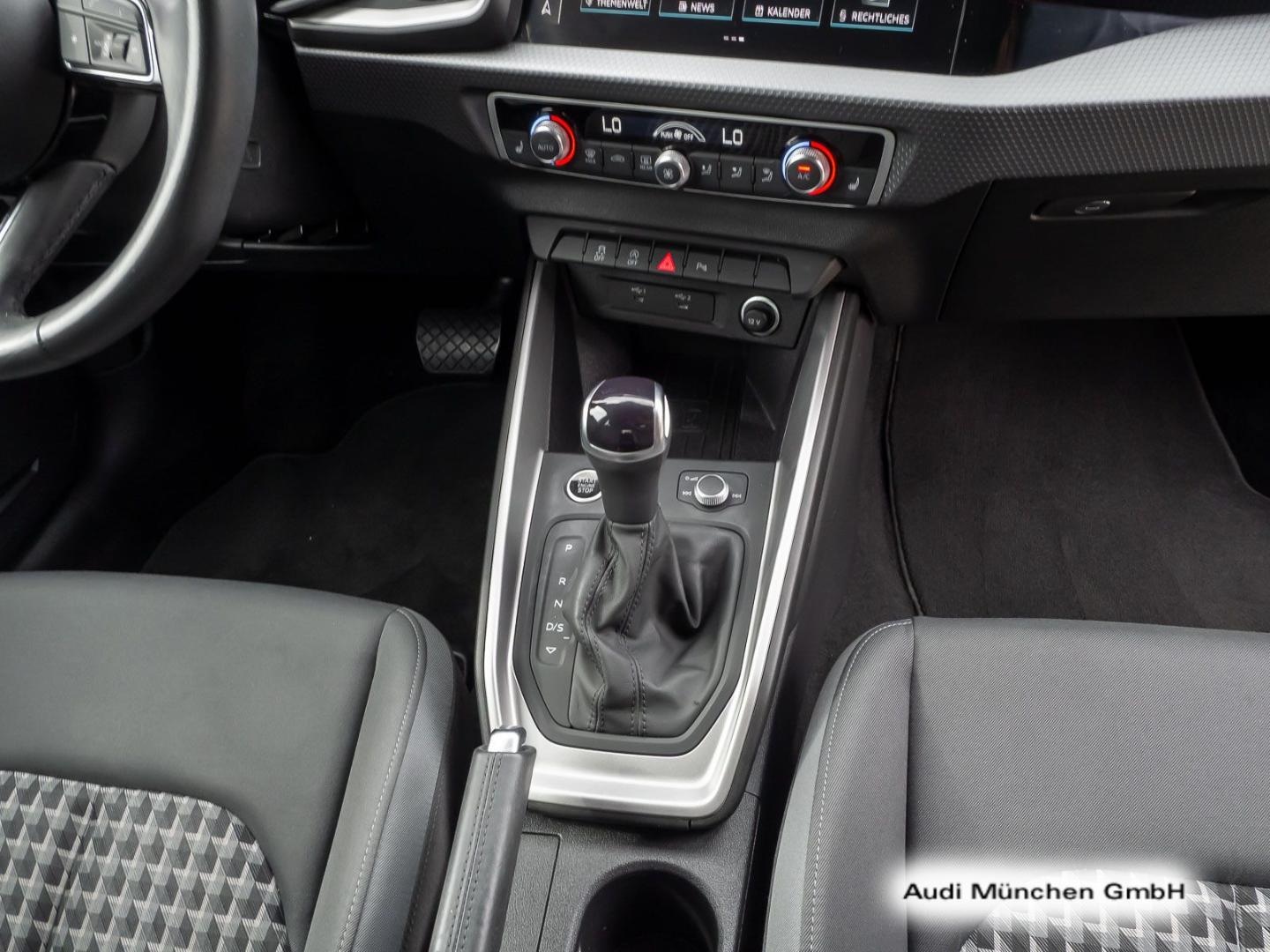Bild über Audi A1 Sportback advanced 25 TFSI S tronic - für weitere Informationen kontaktieren Sie den Audi Partner