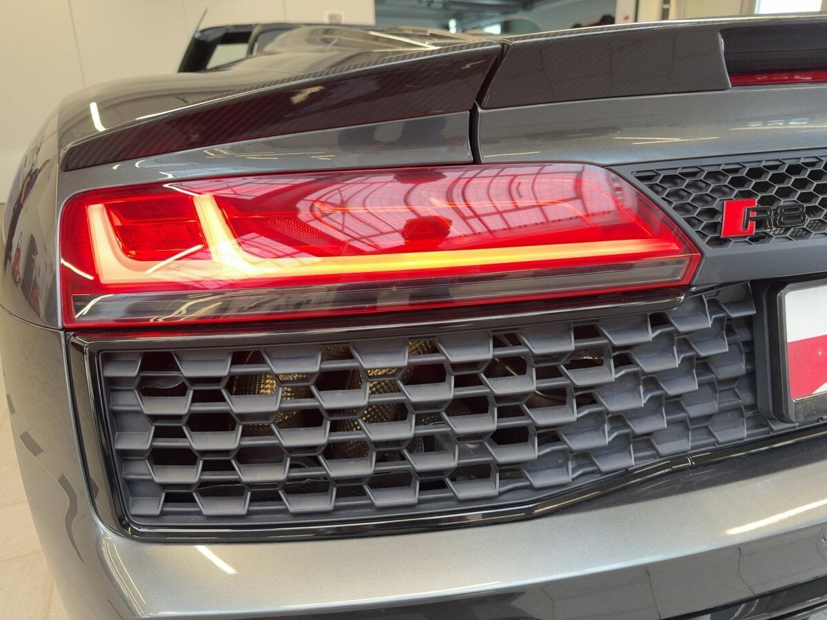 Image about Audi R8 Spyder FSI quattro S tronic