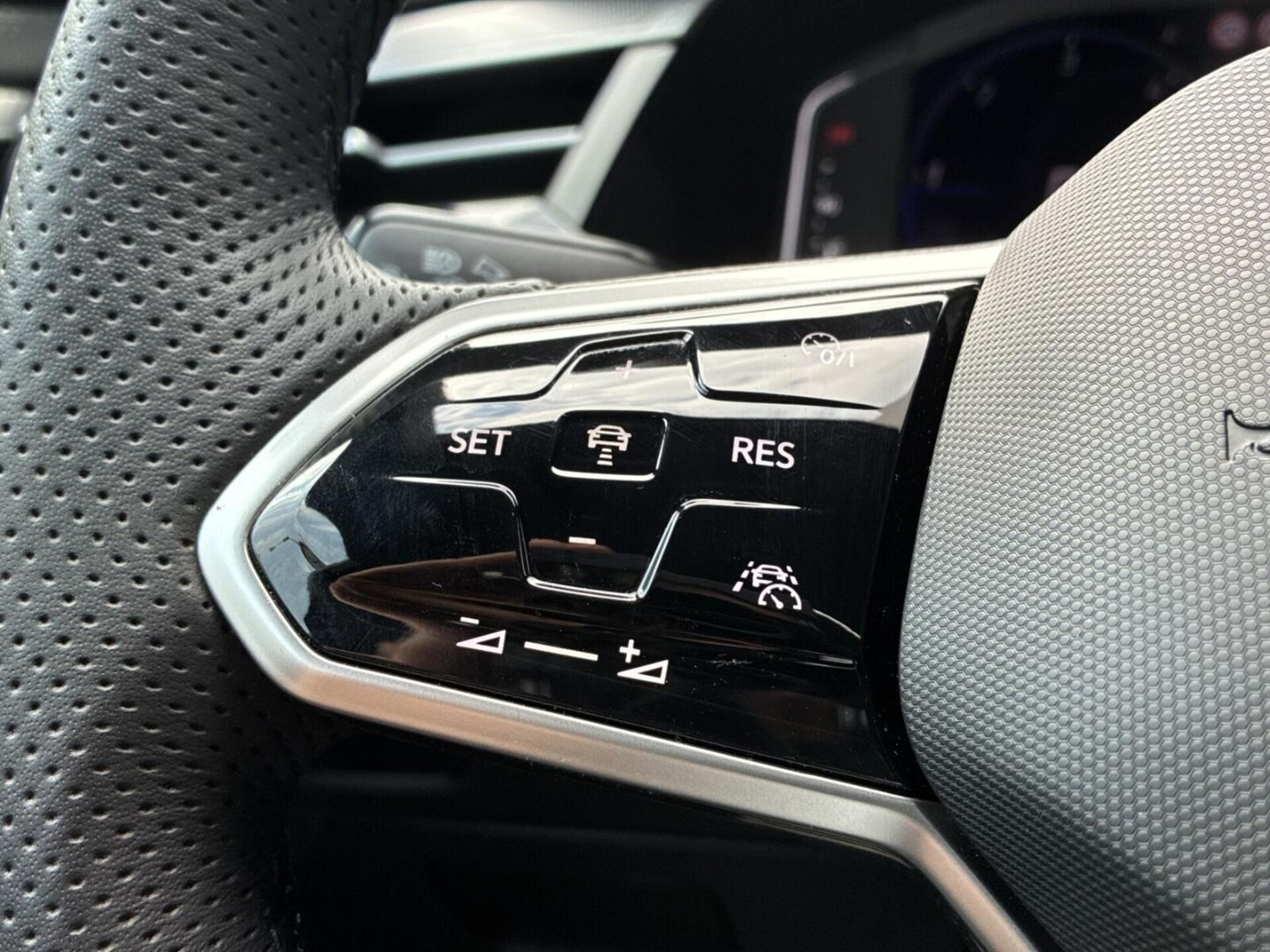 Volkswagen Arteon Shooting Brake R-Line