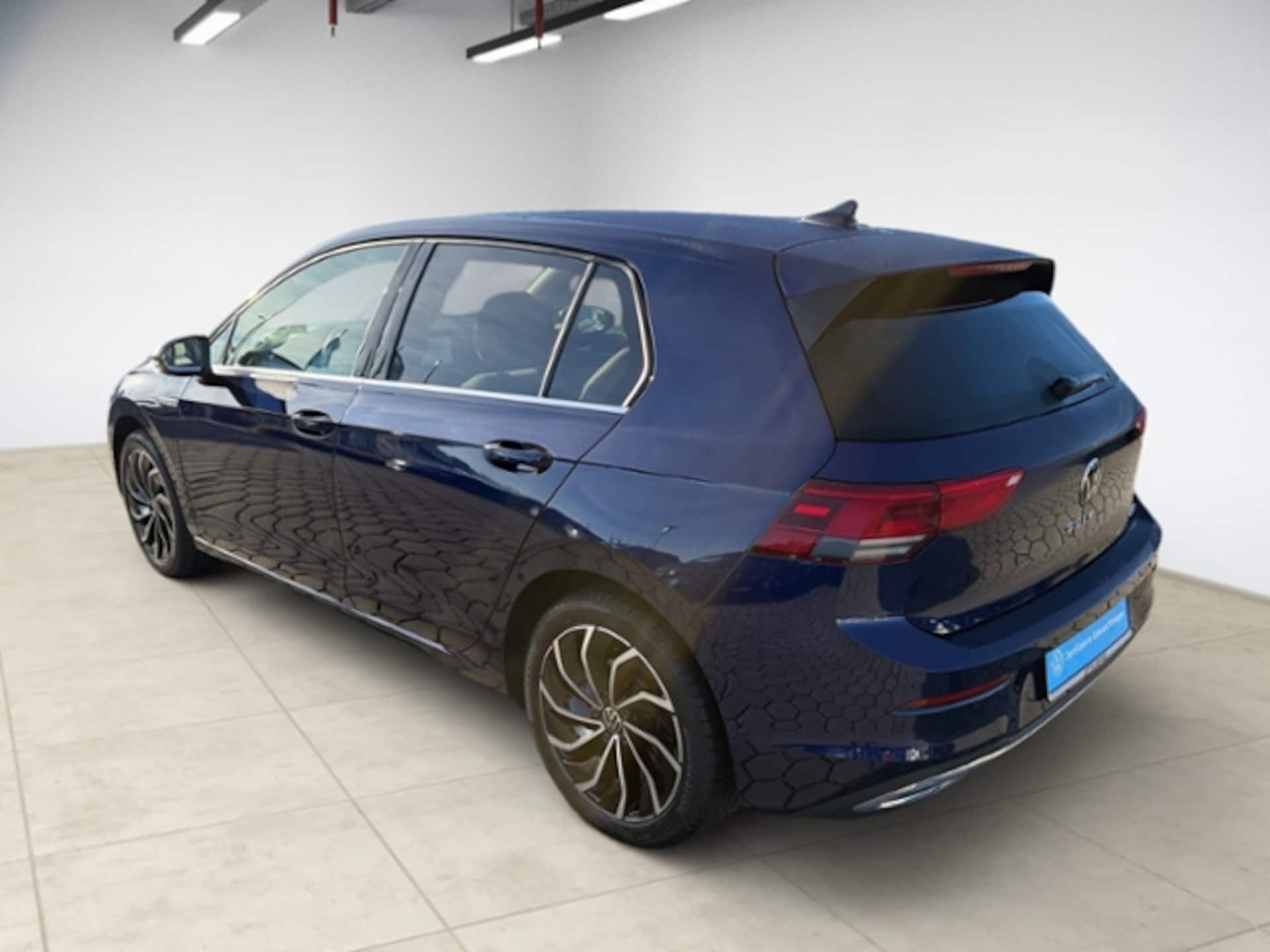 Volkswagen Golf Style