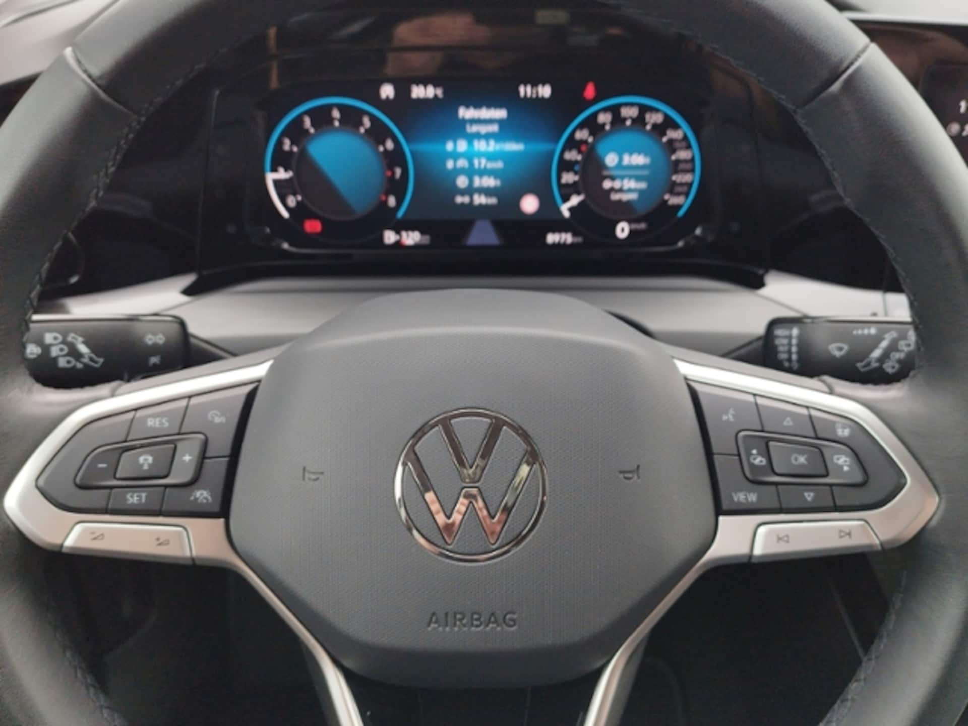 Volkswagen Golf Style