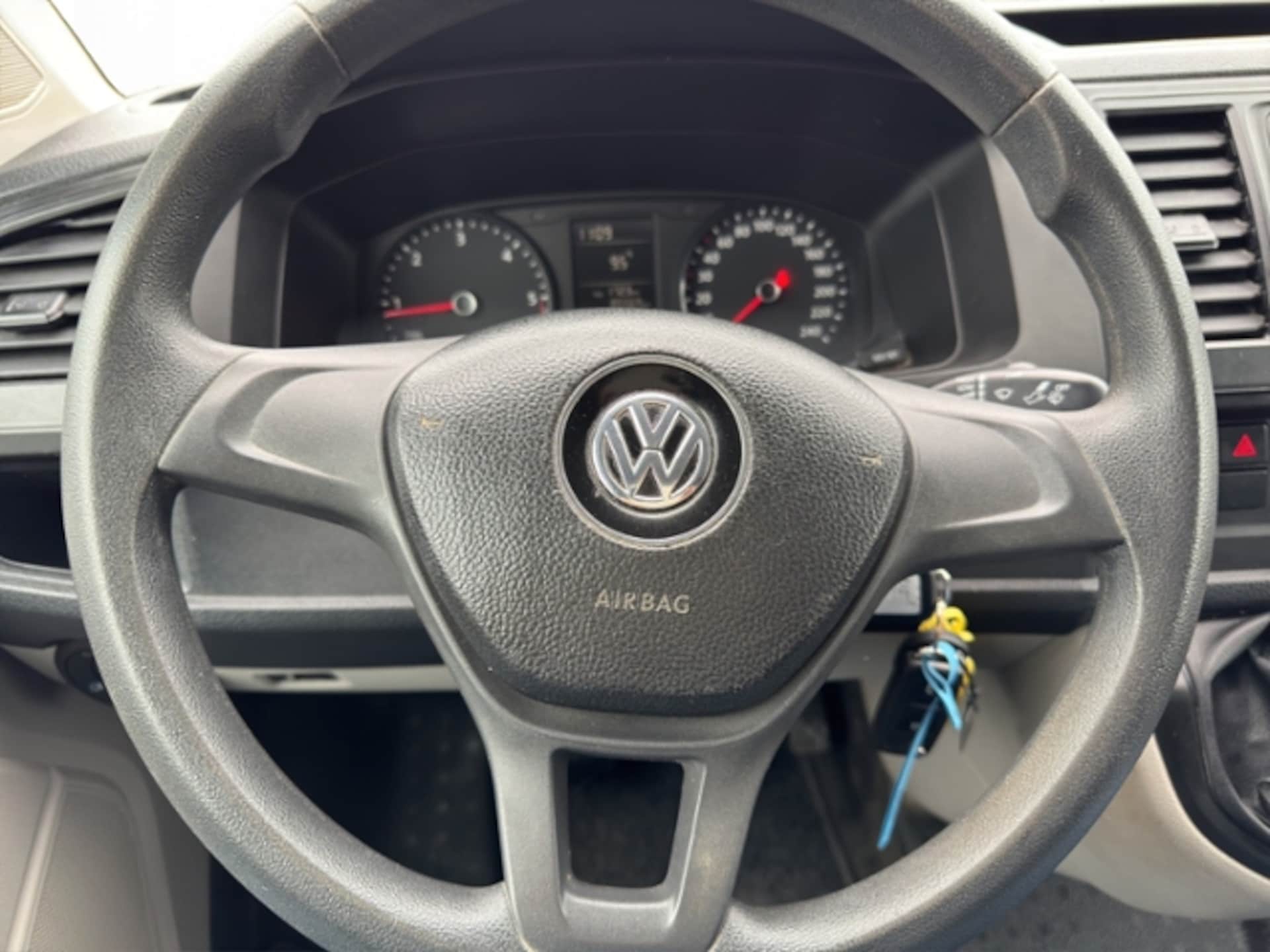 Volkswagen T6 Transporter Kasten langer Radstand