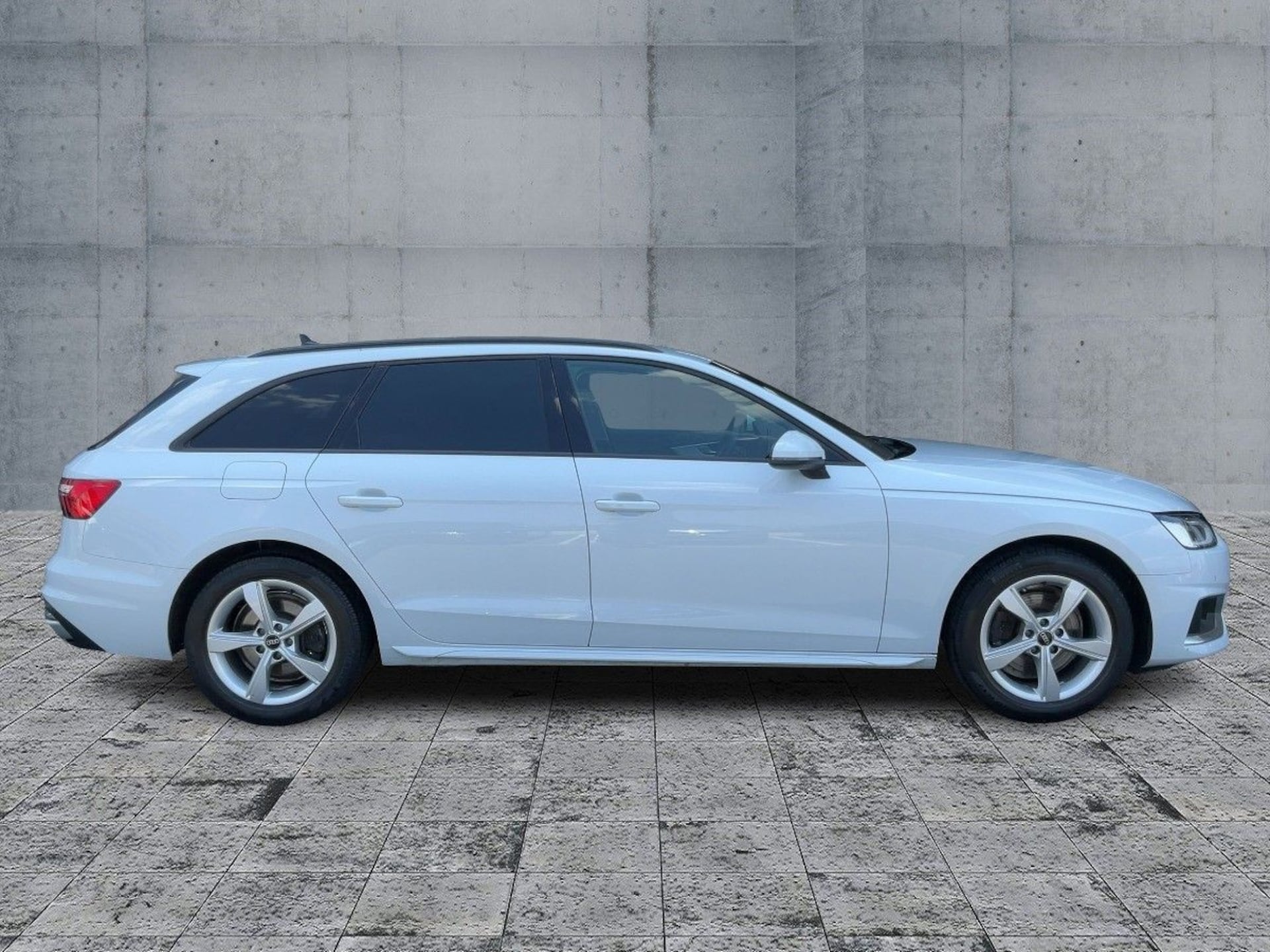 Audi A4 Avant Advanced