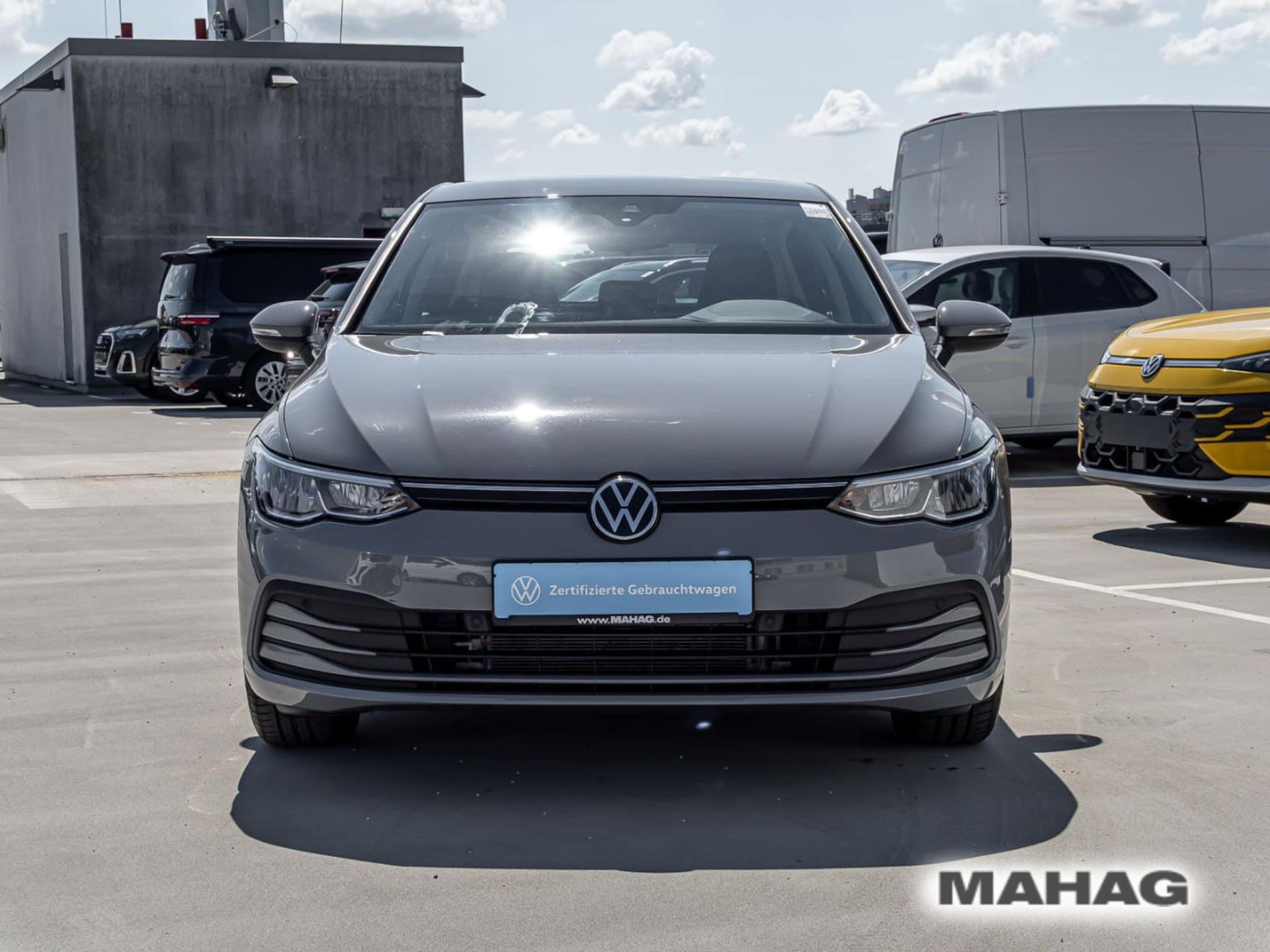 Volkswagen Golf Life