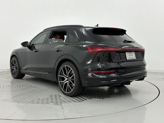 2022 Audi e-tron
