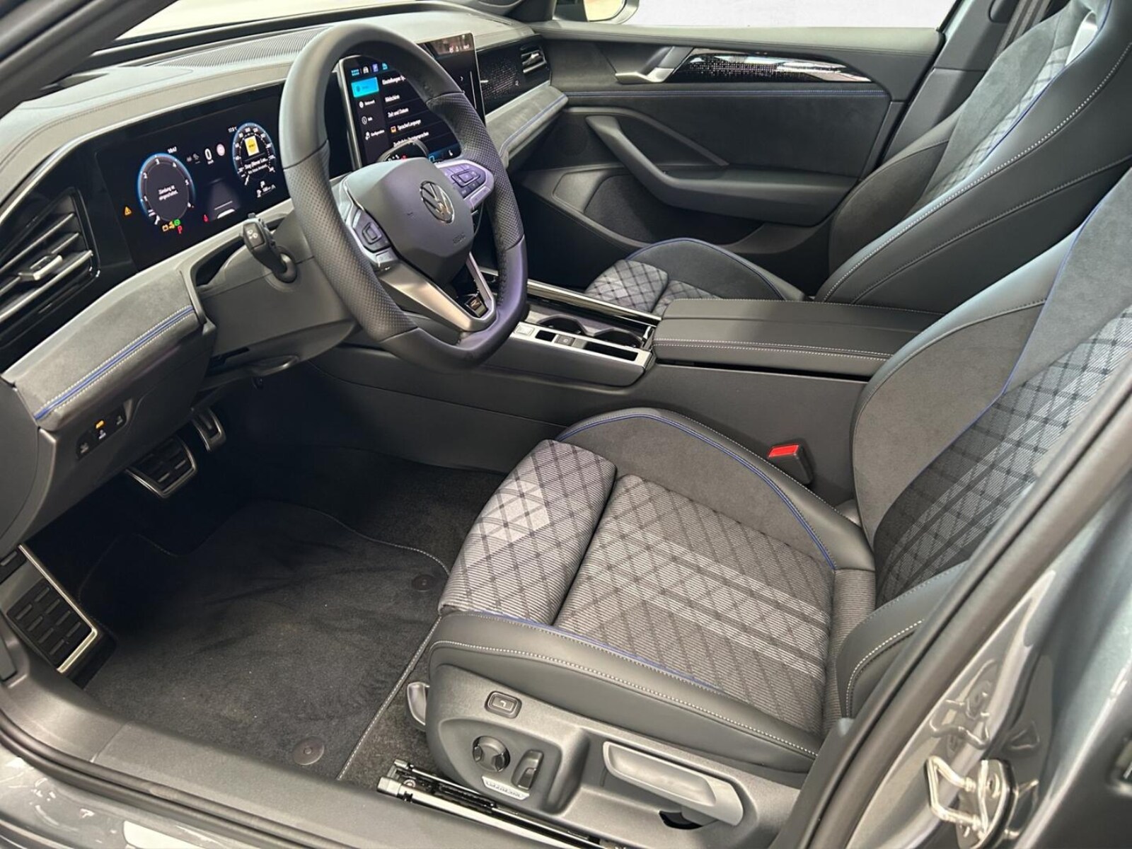 Volkswagen Passat – Bild 8
