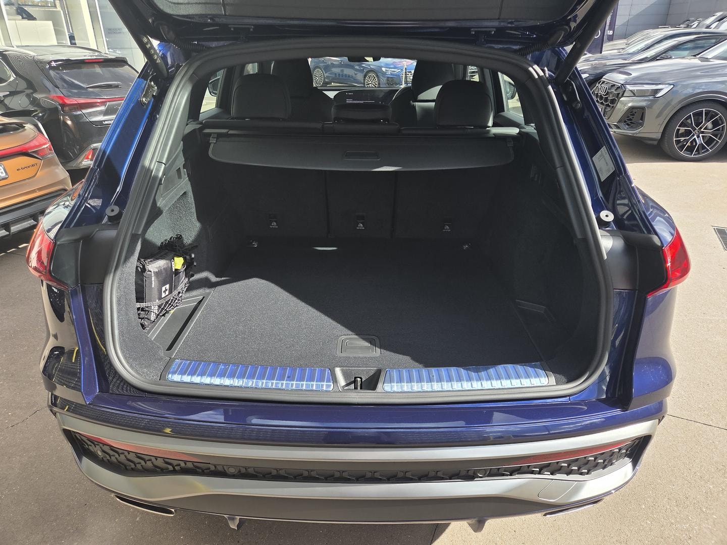 Image about Audi Q5 SUV TFSI quattro 200 kW sport