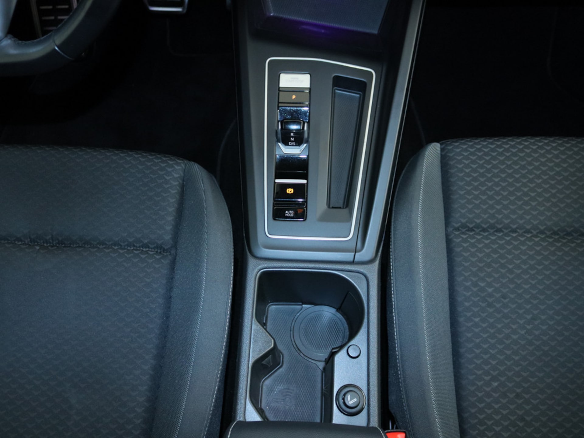 Volkswagen Golf Active