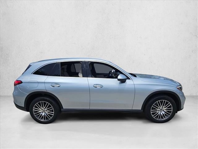 2026 Mercedes-Benz GLC 300