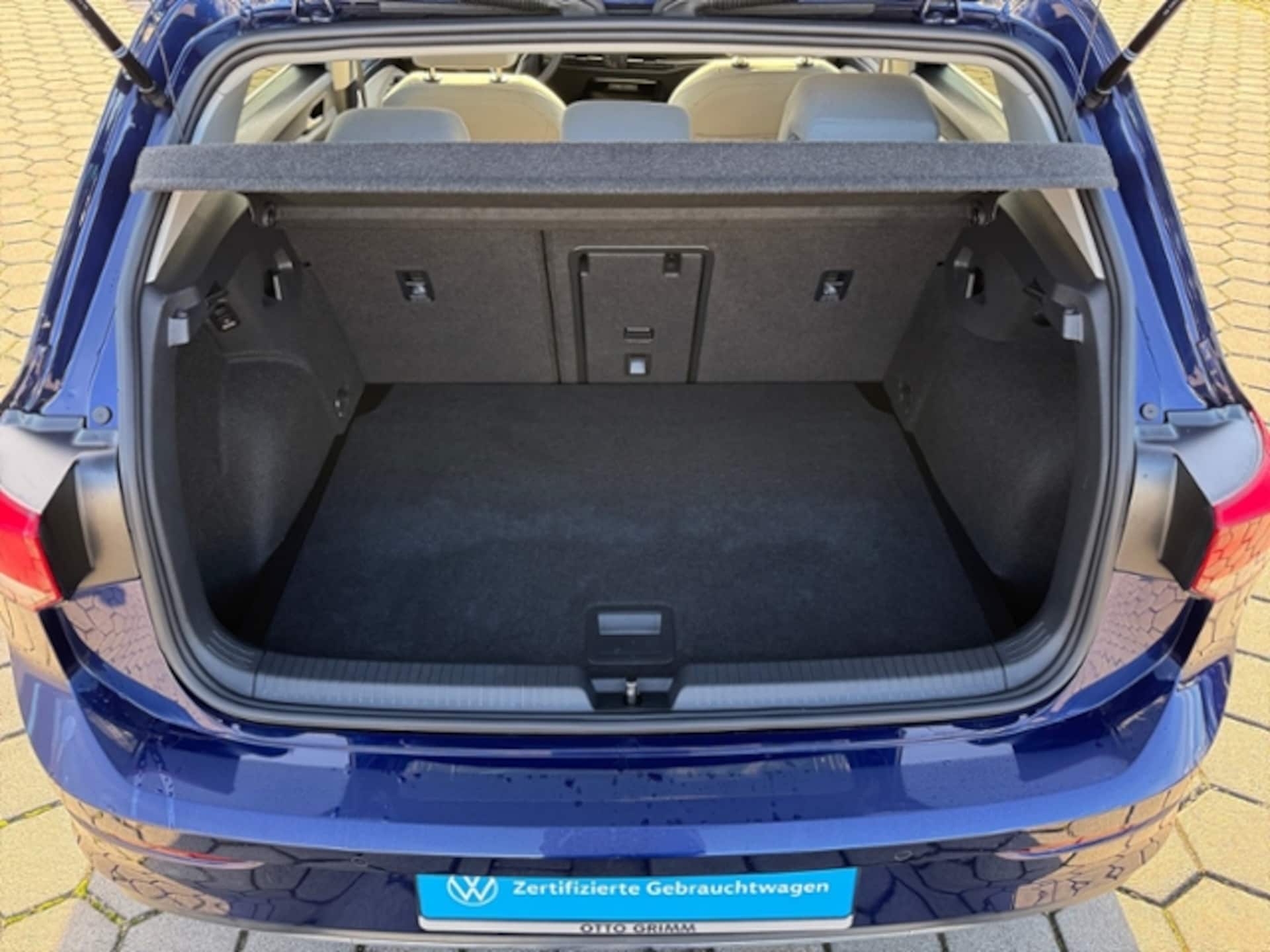 Volkswagen Golf Style