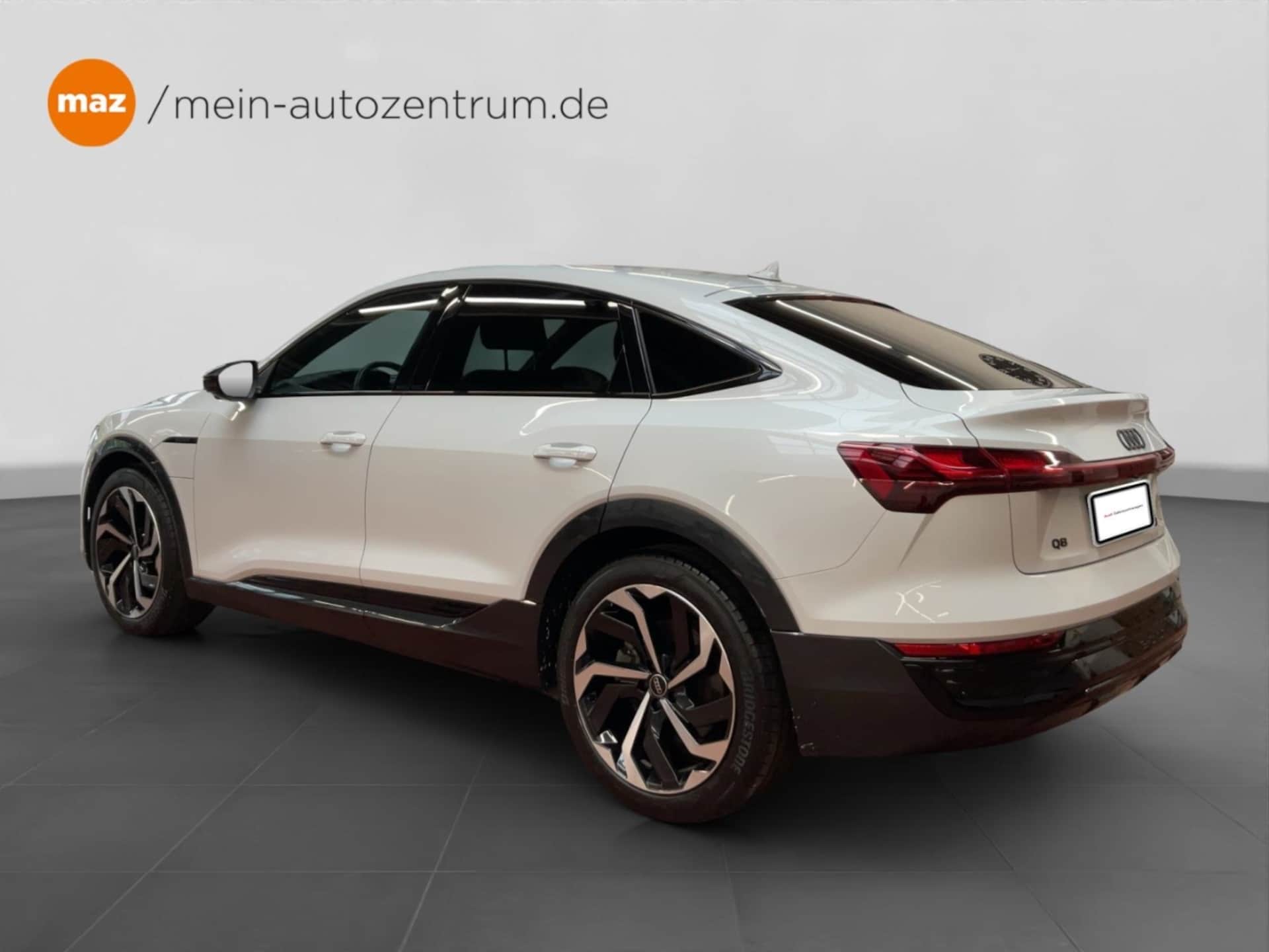 Audi Q8 Sportback e-tron Advanced